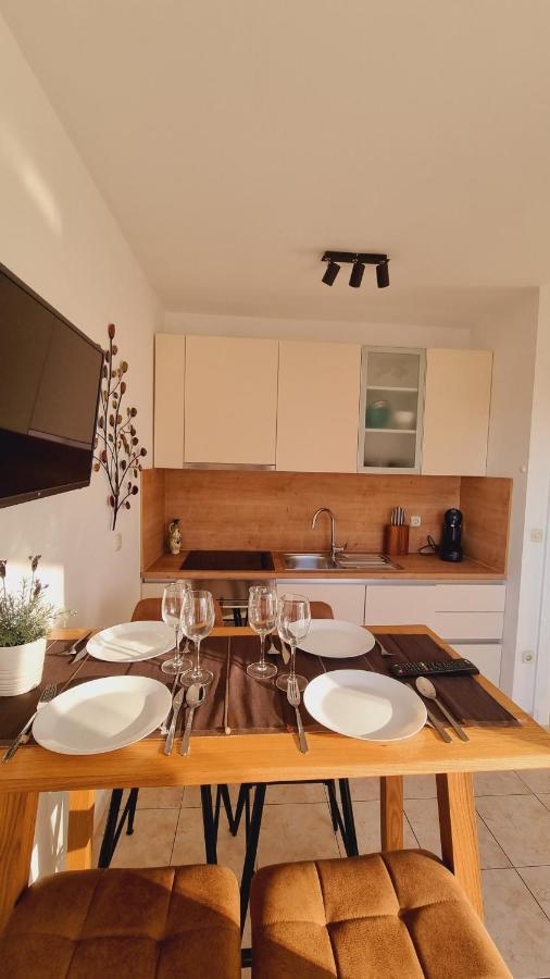 Apartmani Palma Новалья Экстерьер фото