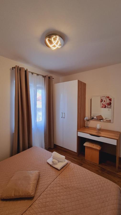 Apartmani Palma Новалья Экстерьер фото